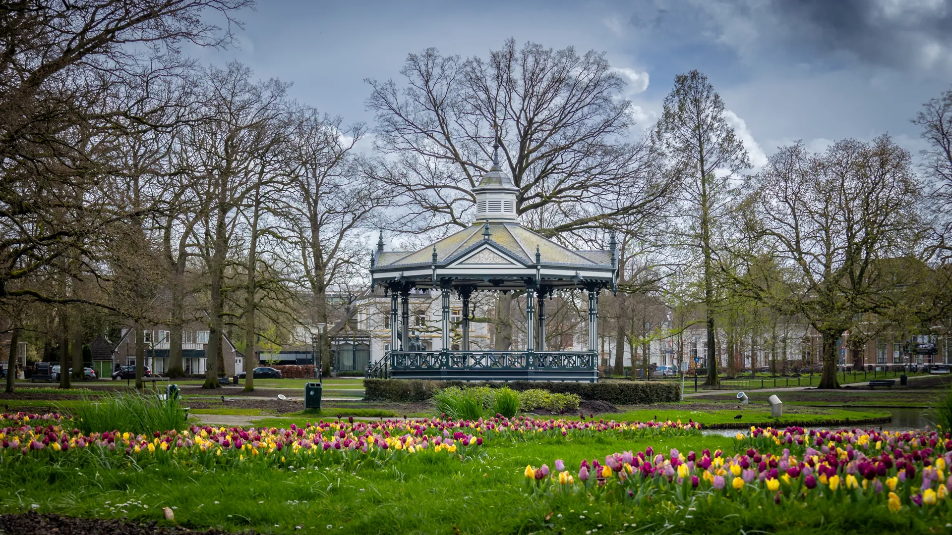 Muziekkoepel in het Oranjepark Apeldoorn